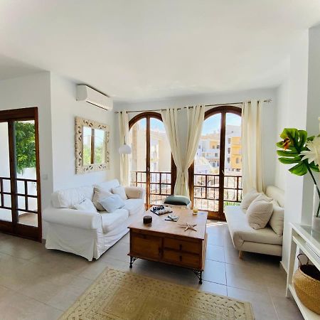 Luminoso Apartamento Para Dos Personas En Cabopino Marbella Exterior photo